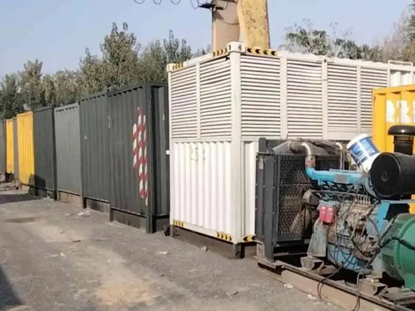 乐都200KW柴油发电机机组每小时油耗是多少?
