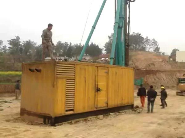 乐都如何判断水冷式机油散热器密封件是否需要更换?